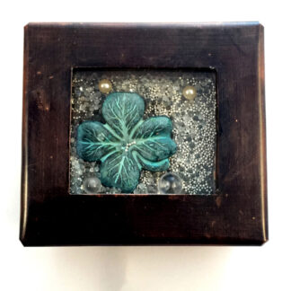 Clover Toy Box