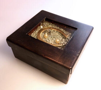Horse Shoe Toy Box - Image 2