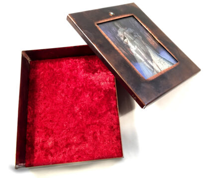 Metropolis Woman Box - Changeling Series - Image 4