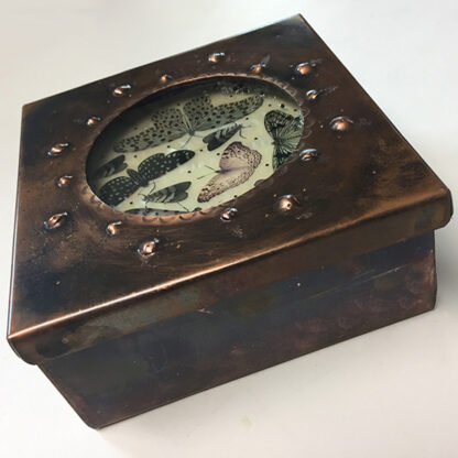 Butterfly Round Window Box - Image 2