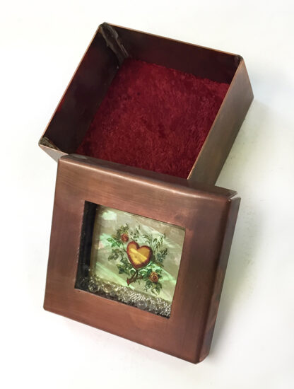 Bouquet Heart Toy Box - Image 2