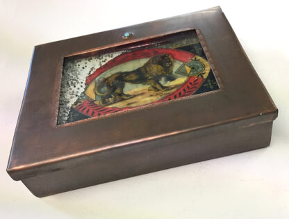 Lion Box - Image 3